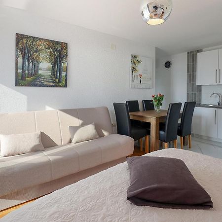 Apartments Alen Crikvenica Luaran gambar