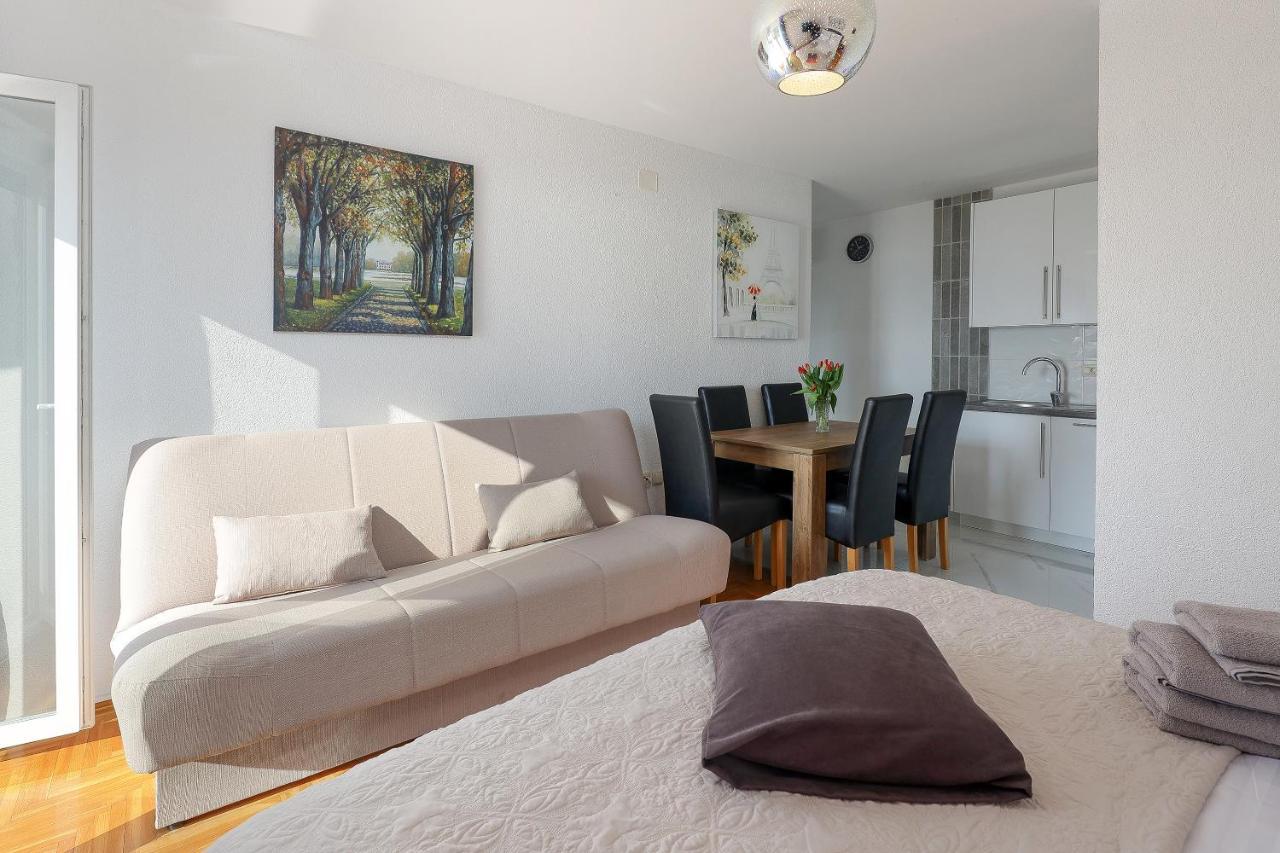 Apartments Alen Crikvenica Luaran gambar