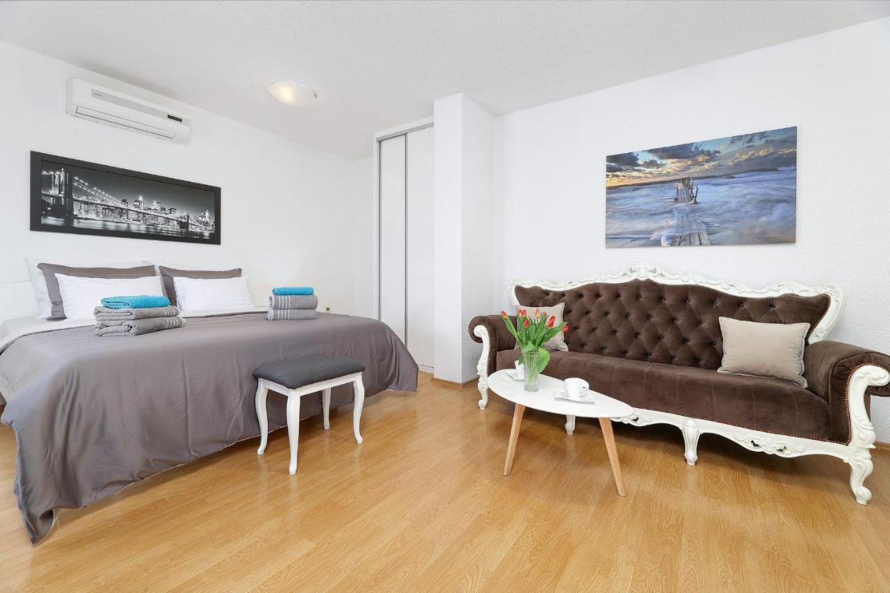 Apartments Alen Crikvenica Luaran gambar