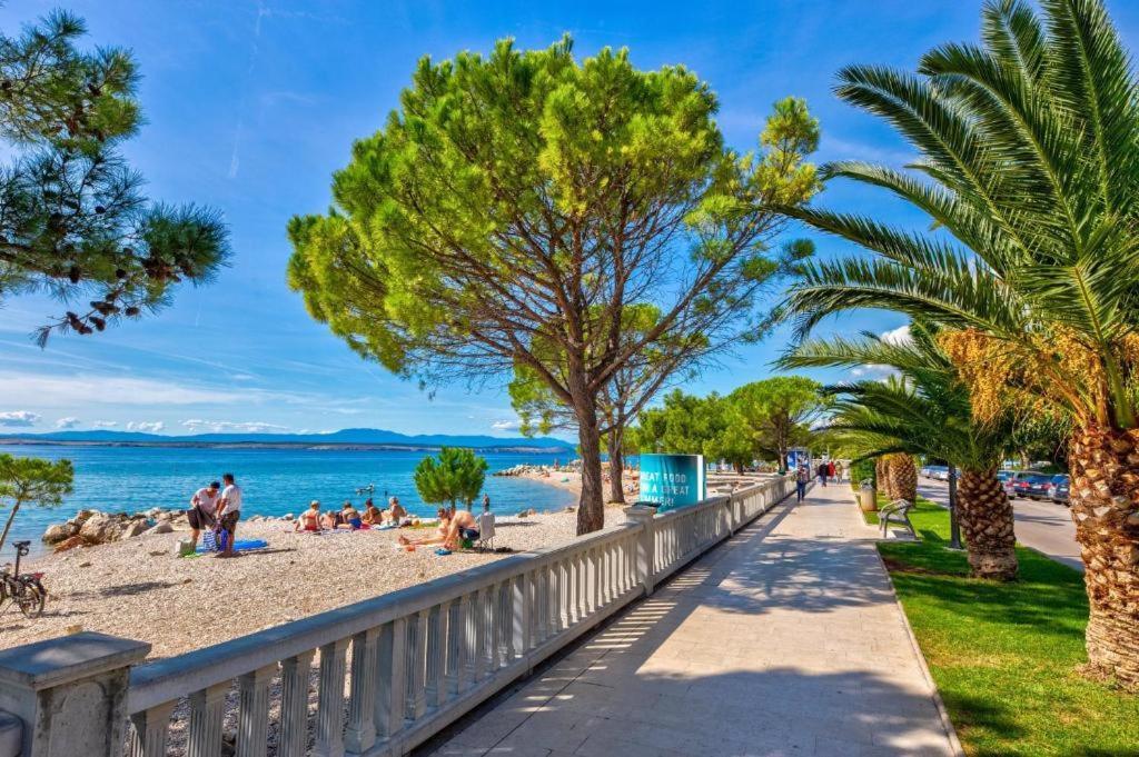 Apartments Alen Crikvenica Luaran gambar