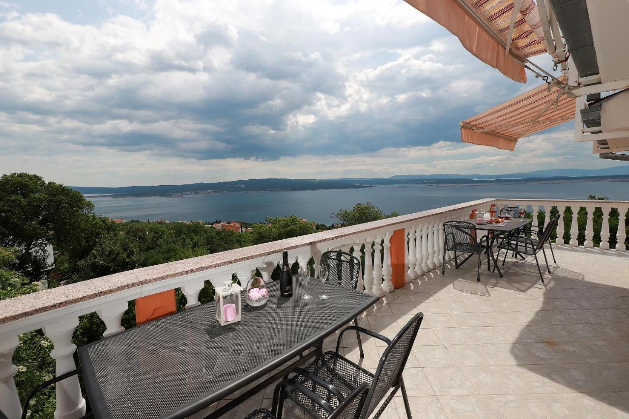 Apartments Alen Crikvenica Luaran gambar